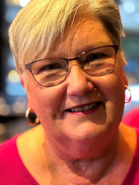 Carolyn Ann  Colmer