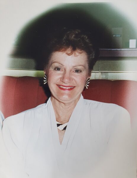 Elizabeth Jean  Cutfield